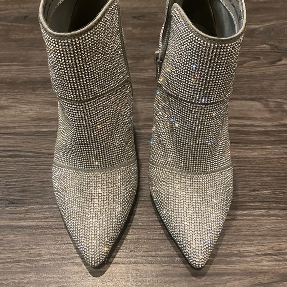 NWOT: Steve Madden Paola Booties 👠 - Picture 3 of 6